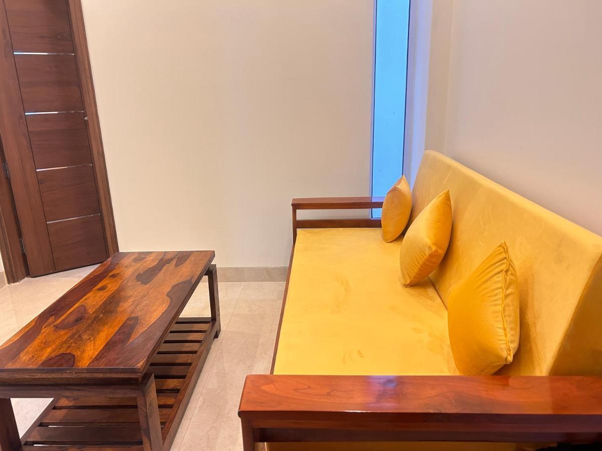 Lime Tree Service Apartment - Medanta Medicity, グルガウン エクステリア 写真