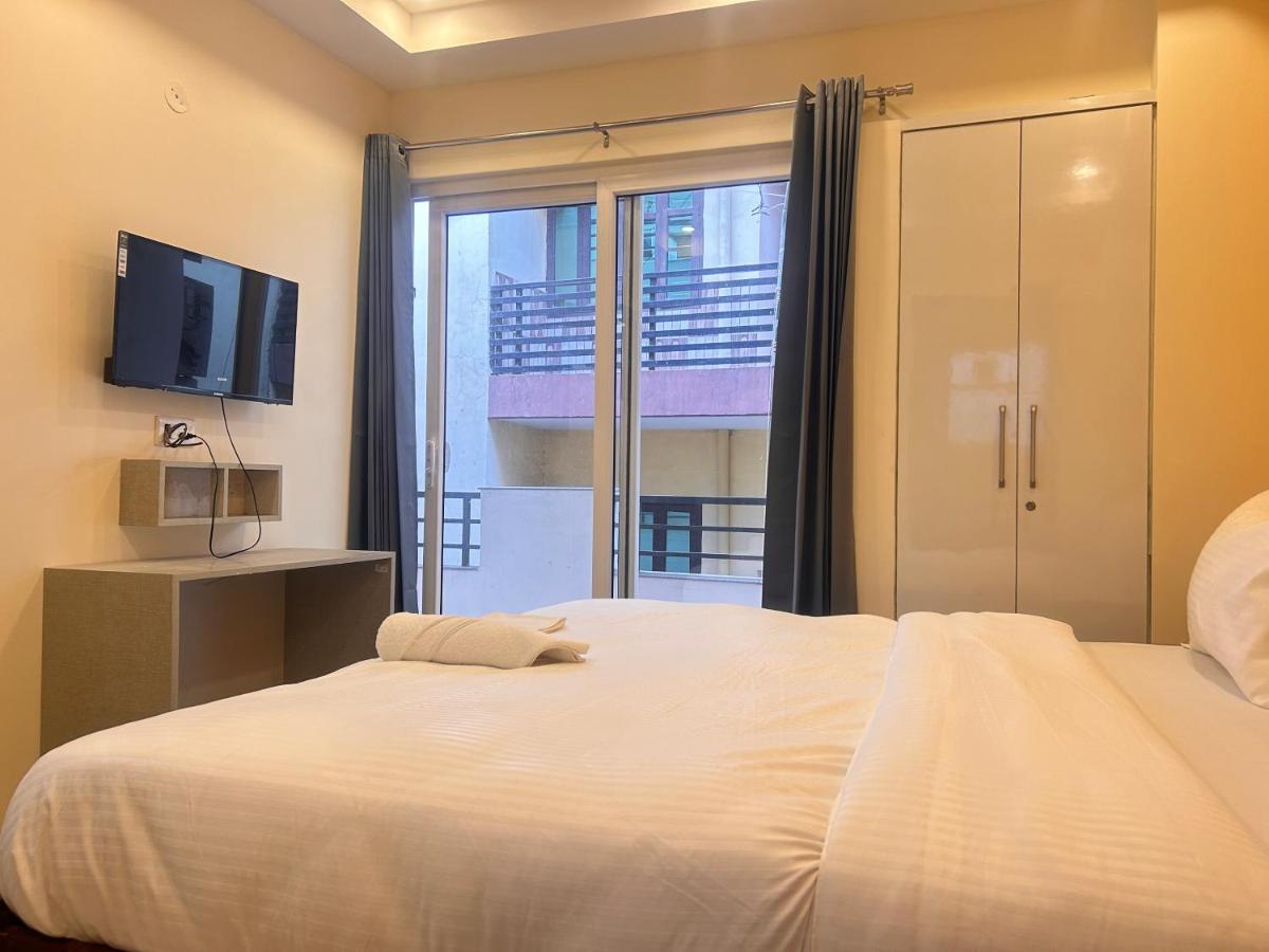 Lime Tree Service Apartment - Medanta Medicity, グルガウン エクステリア 写真