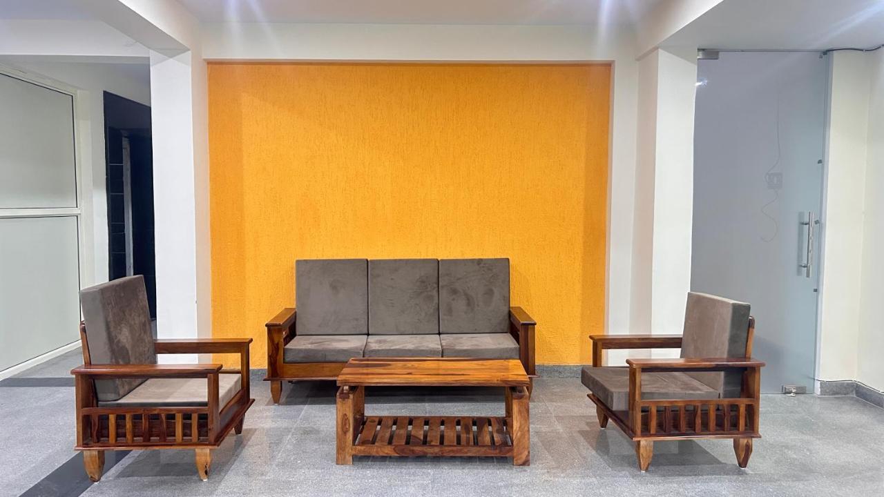 Lime Tree Service Apartment - Medanta Medicity, グルガウン エクステリア 写真