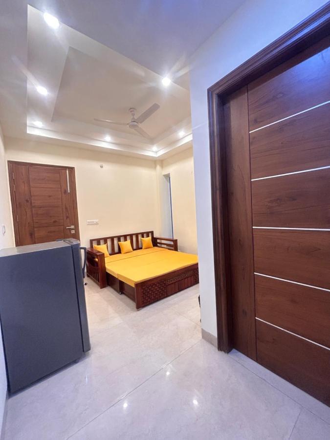 Lime Tree Service Apartment - Medanta Medicity, グルガウン エクステリア 写真