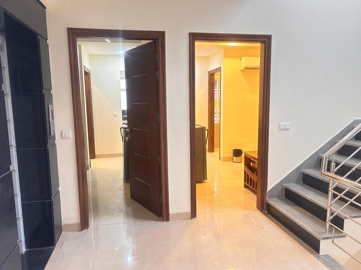 Lime Tree Service Apartment - Medanta Medicity, グルガウン エクステリア 写真