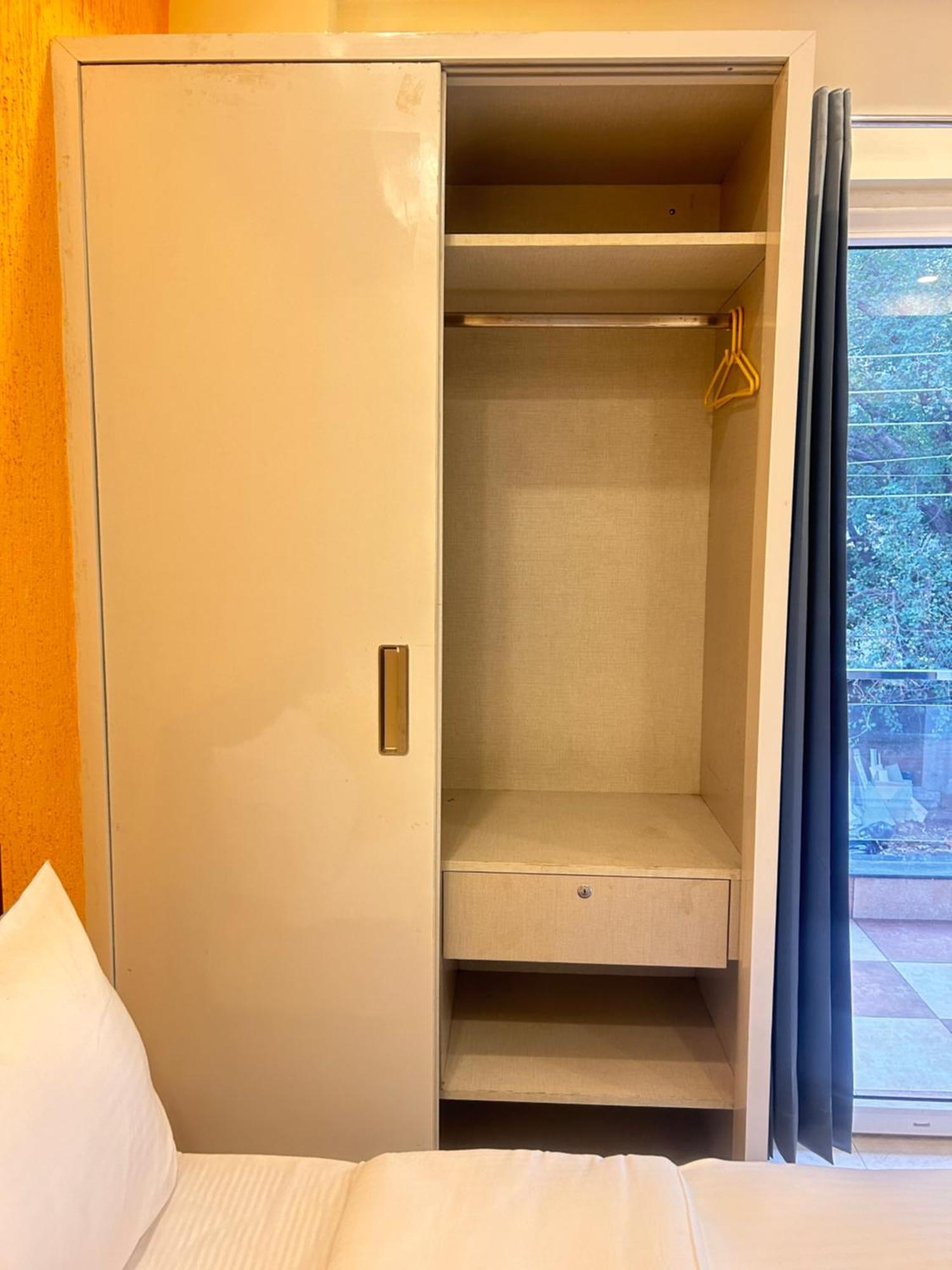 Lime Tree Service Apartment - Medanta Medicity, グルガウン エクステリア 写真