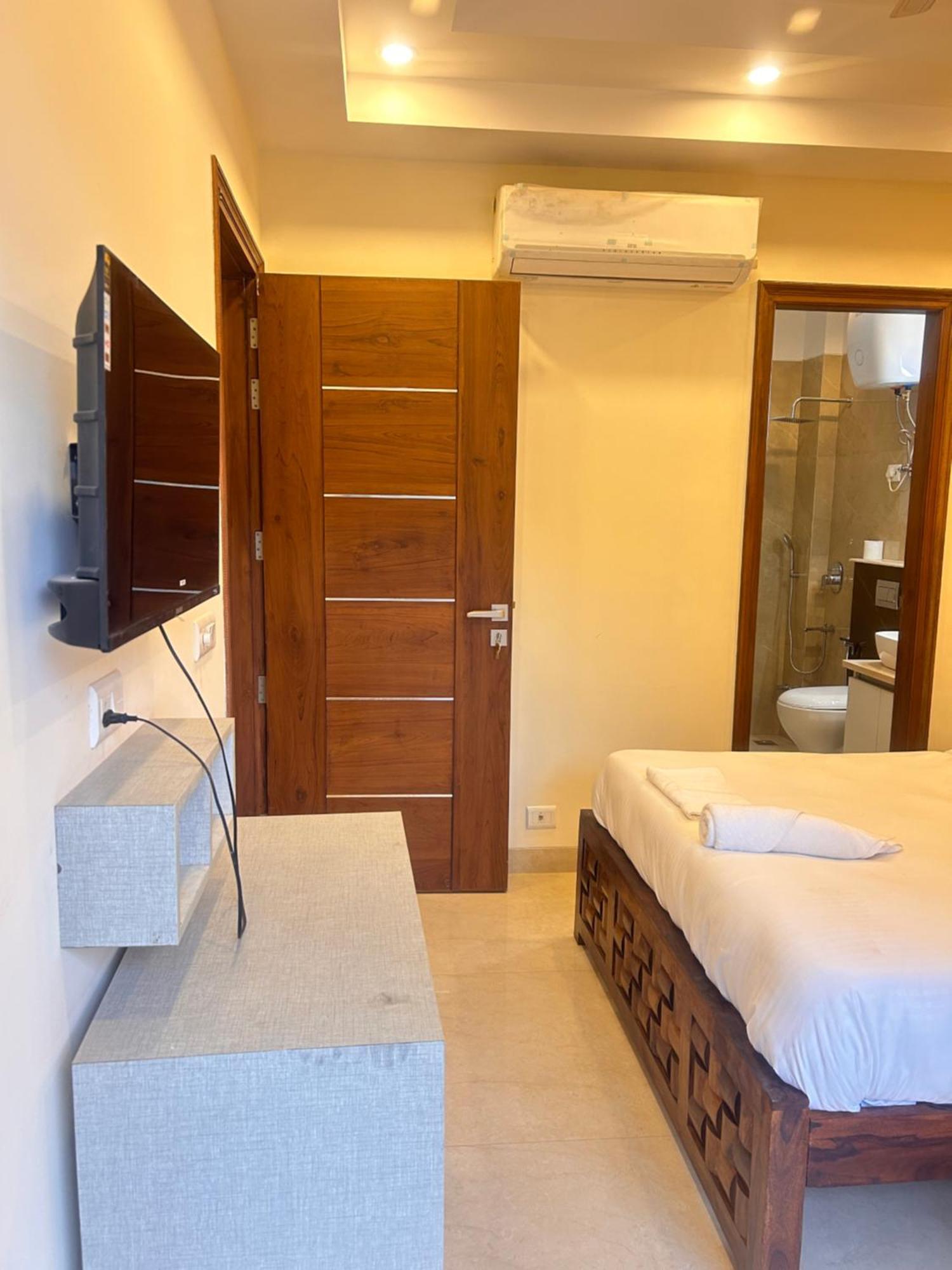Lime Tree Service Apartment - Medanta Medicity, グルガウン エクステリア 写真