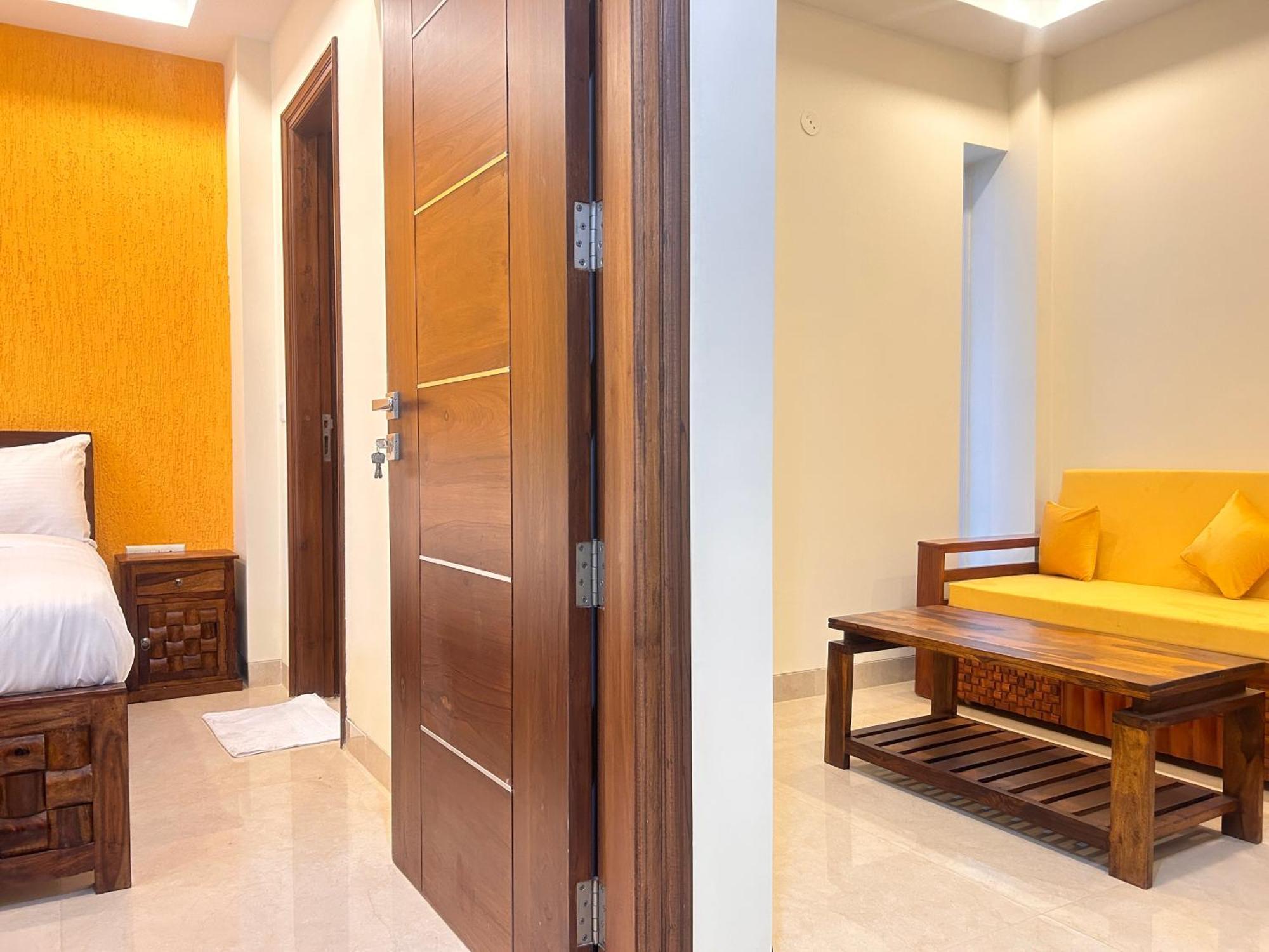 Lime Tree Service Apartment - Medanta Medicity, グルガウン エクステリア 写真