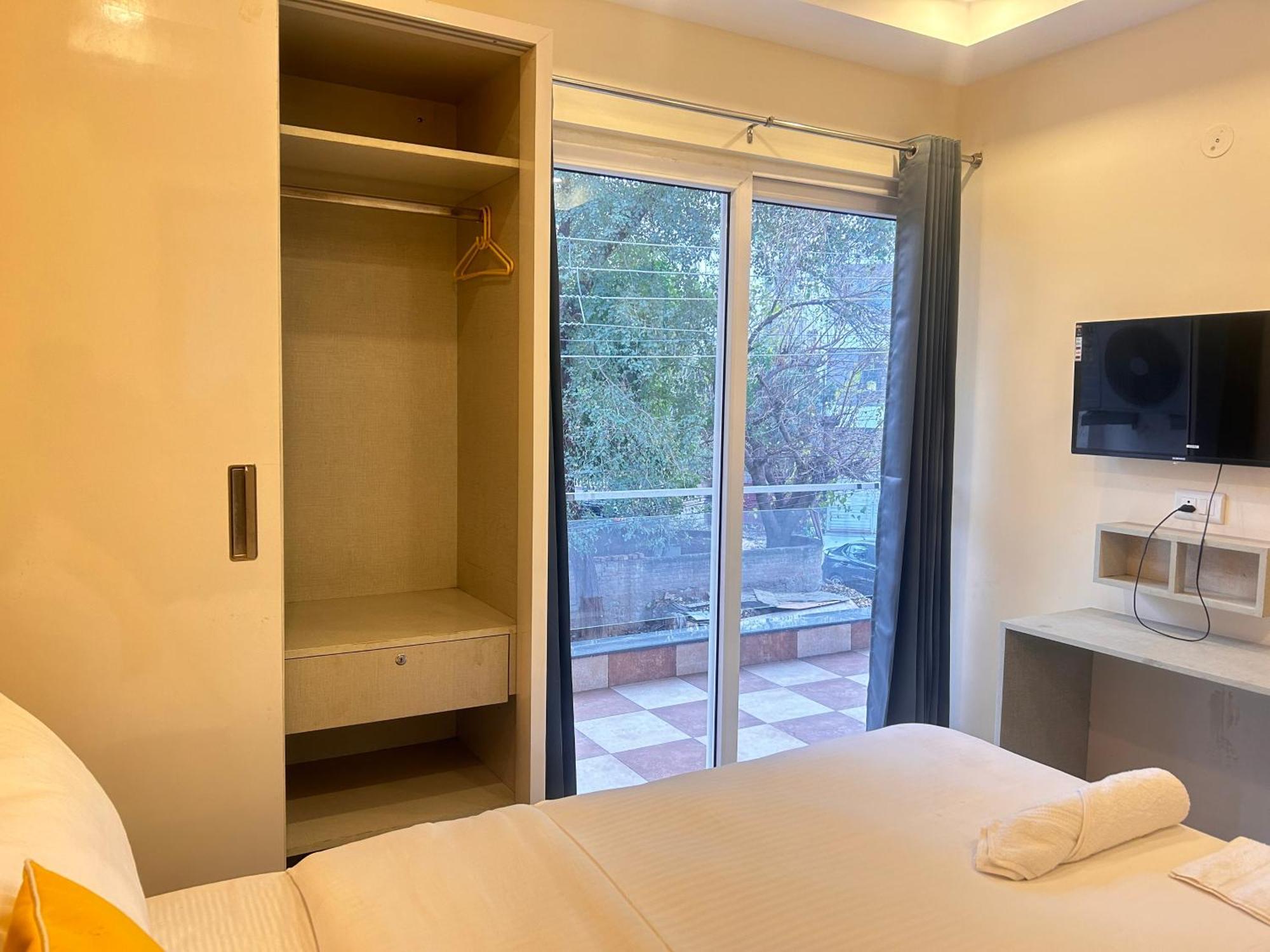 Lime Tree Service Apartment - Medanta Medicity, グルガウン エクステリア 写真